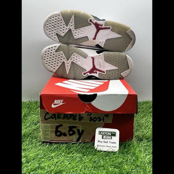 Jordan 6 Retro Carmine (GS). size 5.5Y - Picture 6 of 7